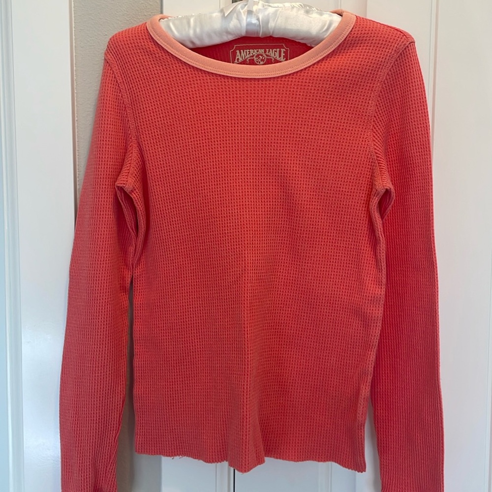 American Eagle long sleeve in coral size extra small